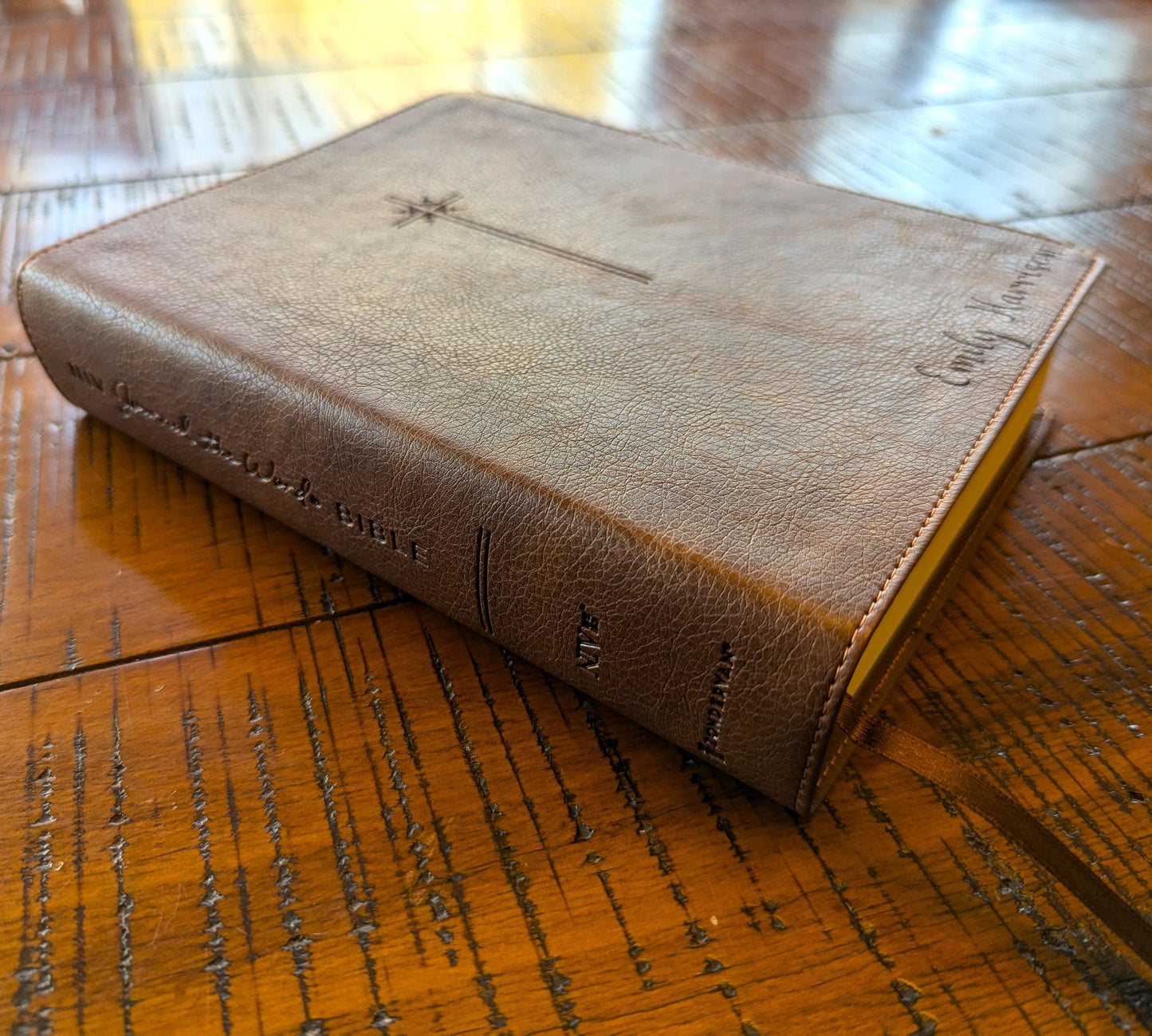 Personalized NIV Journaling Bible | New International Version | Custom Engraved Name | Easy-to-read Study Bible | Cross Christian Gift